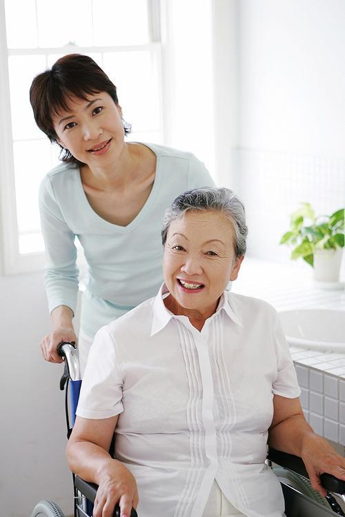 株式会社セラピー|浦和駅から徒歩３分！居宅介護支援事業所ほほえみ