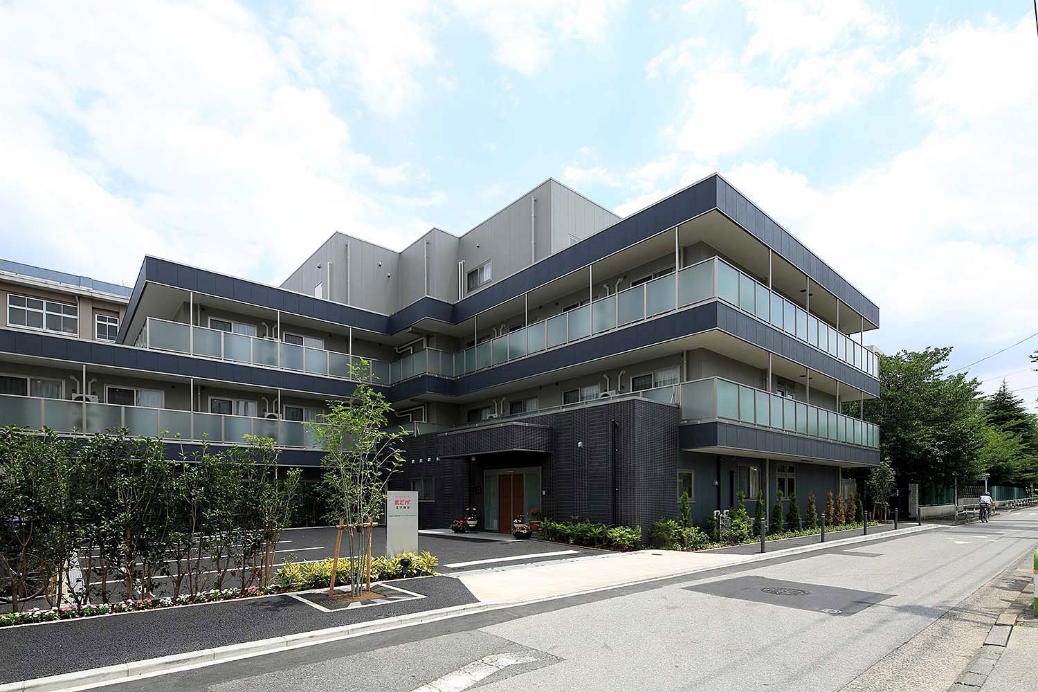 株式会社ベネッセスタイルケア|まどか府中【初任者研修以上】