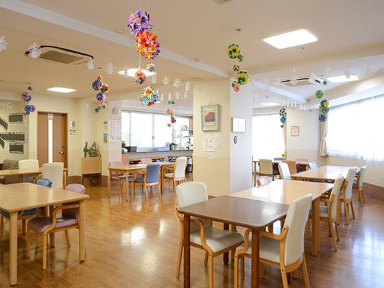 株式会社ケア21|プレザンメゾン 足立東伊興（有料老人ホーム）