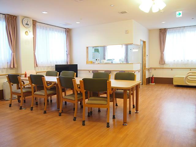 ヒューマンライフケア株式会社|【ヒューマンライフケア菅仙谷グループホーム】介護職員×正社員/gh012j09e01