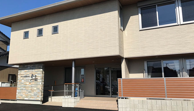 株式会社smis（寿々グループ）／ナーシングホーム寿々　一宮西