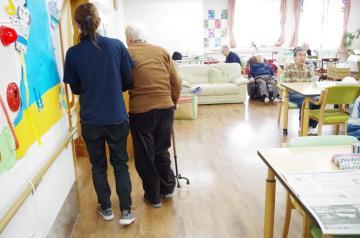 ヒューマンライフケア株式会社|【ヒューマンライフケア深草グループホーム】介護職員×パート/gh038j09e03