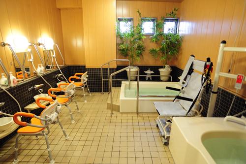 ヒューマンライフケア株式会社|【ヒューマンライフケア堀越】看護職員×パート/ds042j11e03