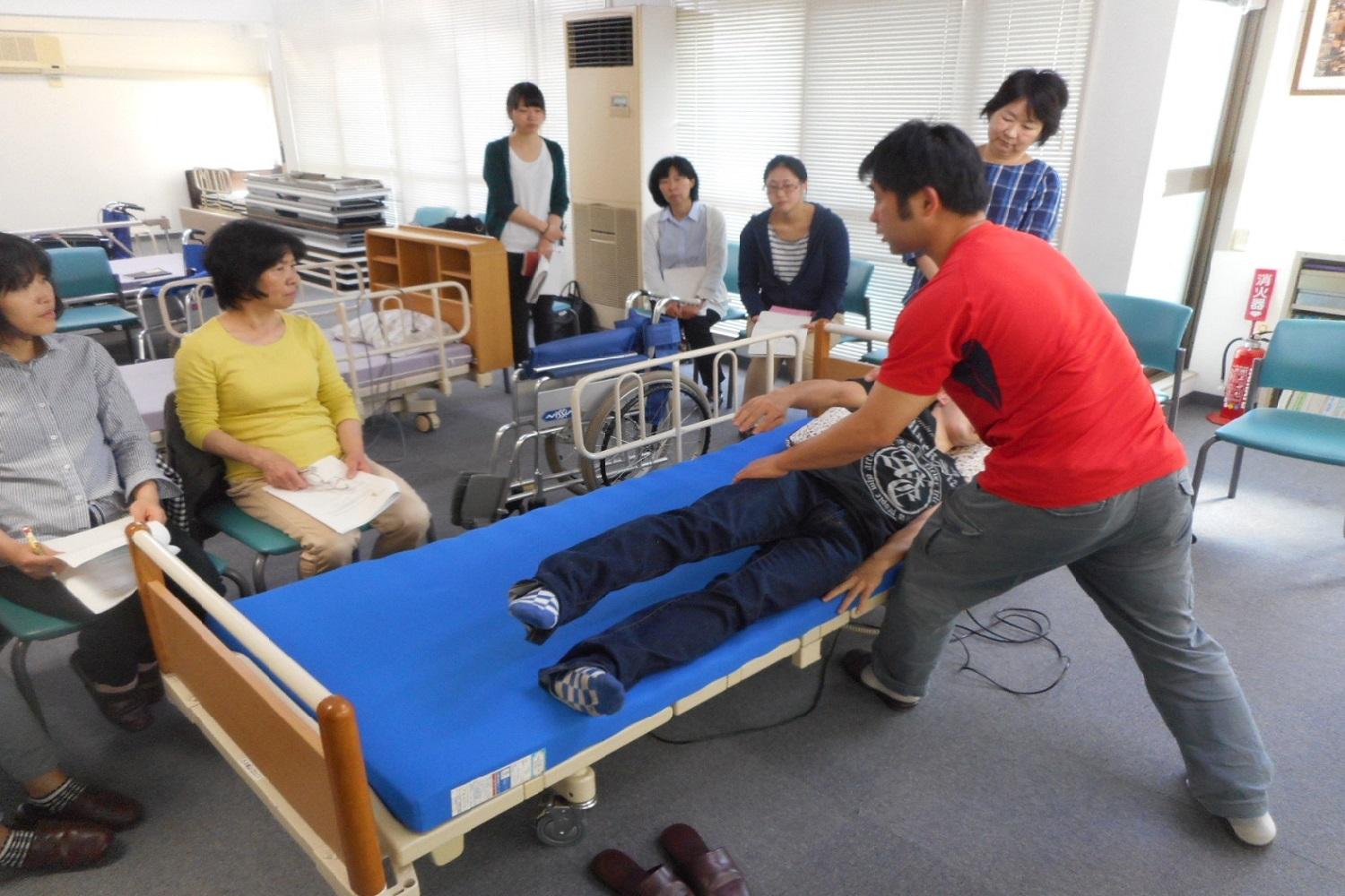 社会福祉法人にんじんの会|デイホームにんじん・立川