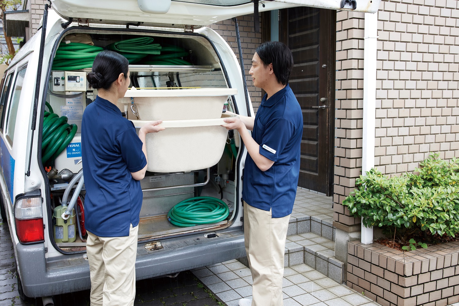 株式会社ニチイ学館|ニチイケアセンター大阪生野（京橋支店・訪問入浴）/B718J97K31P02