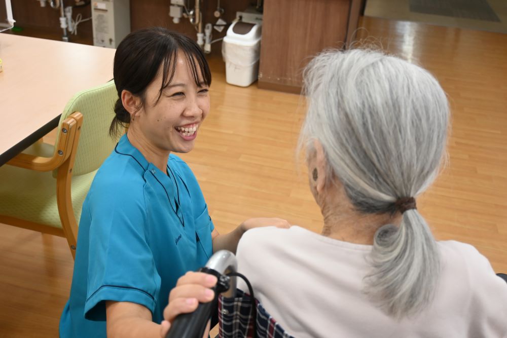 株式会社ライフケア・ビジョン|はっぴーらいふ高槻南