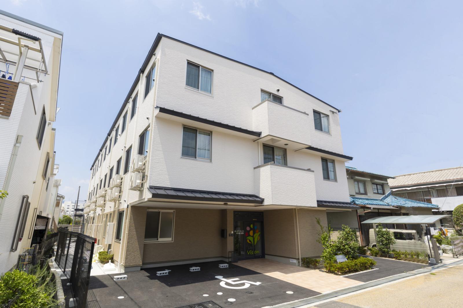 株式会社ライフケア・ビジョン|はっぴーらいふ茨木宿川原町