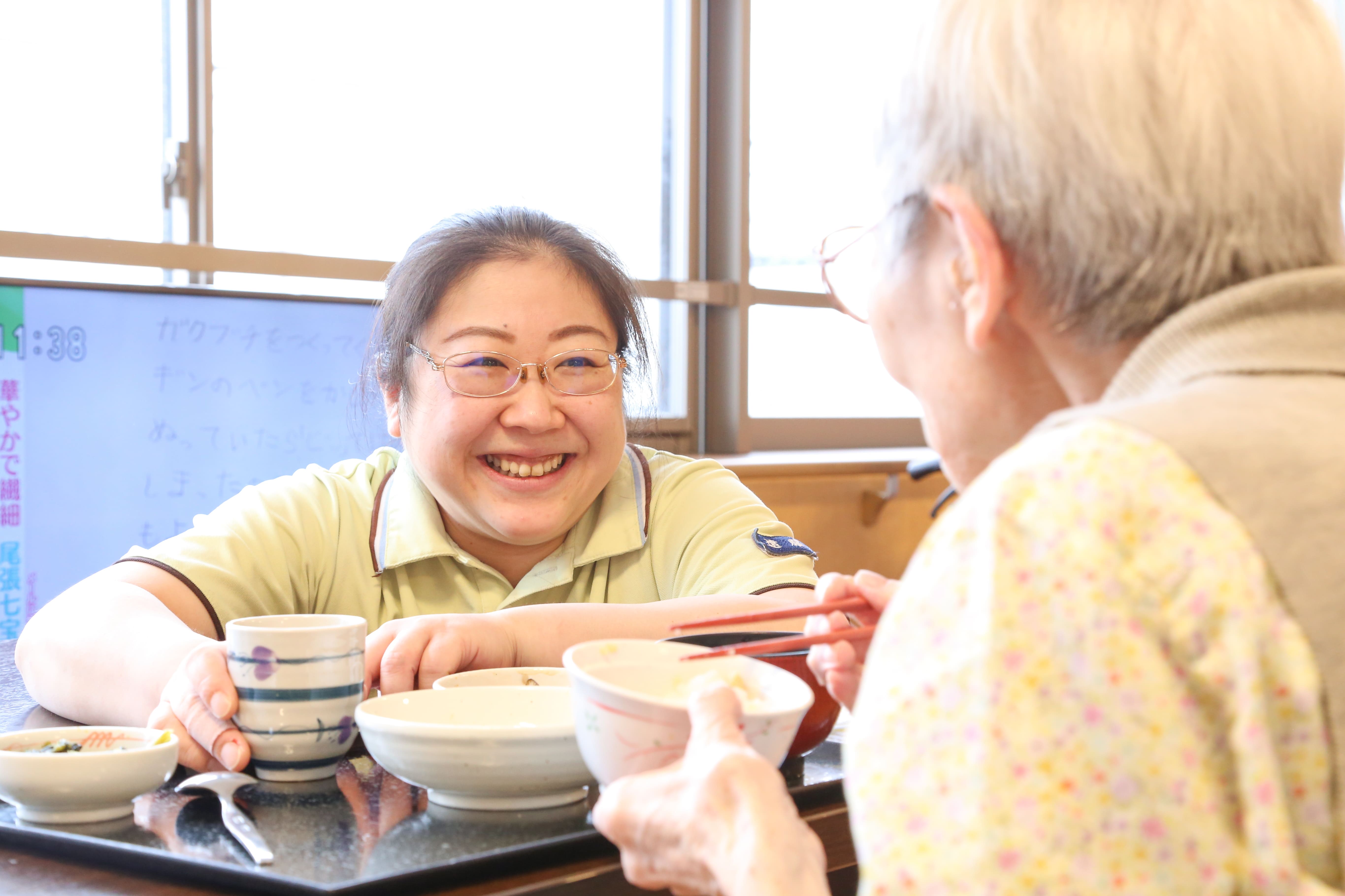 株式会社イズミ|介護付有料老人ホーム八幡の郷