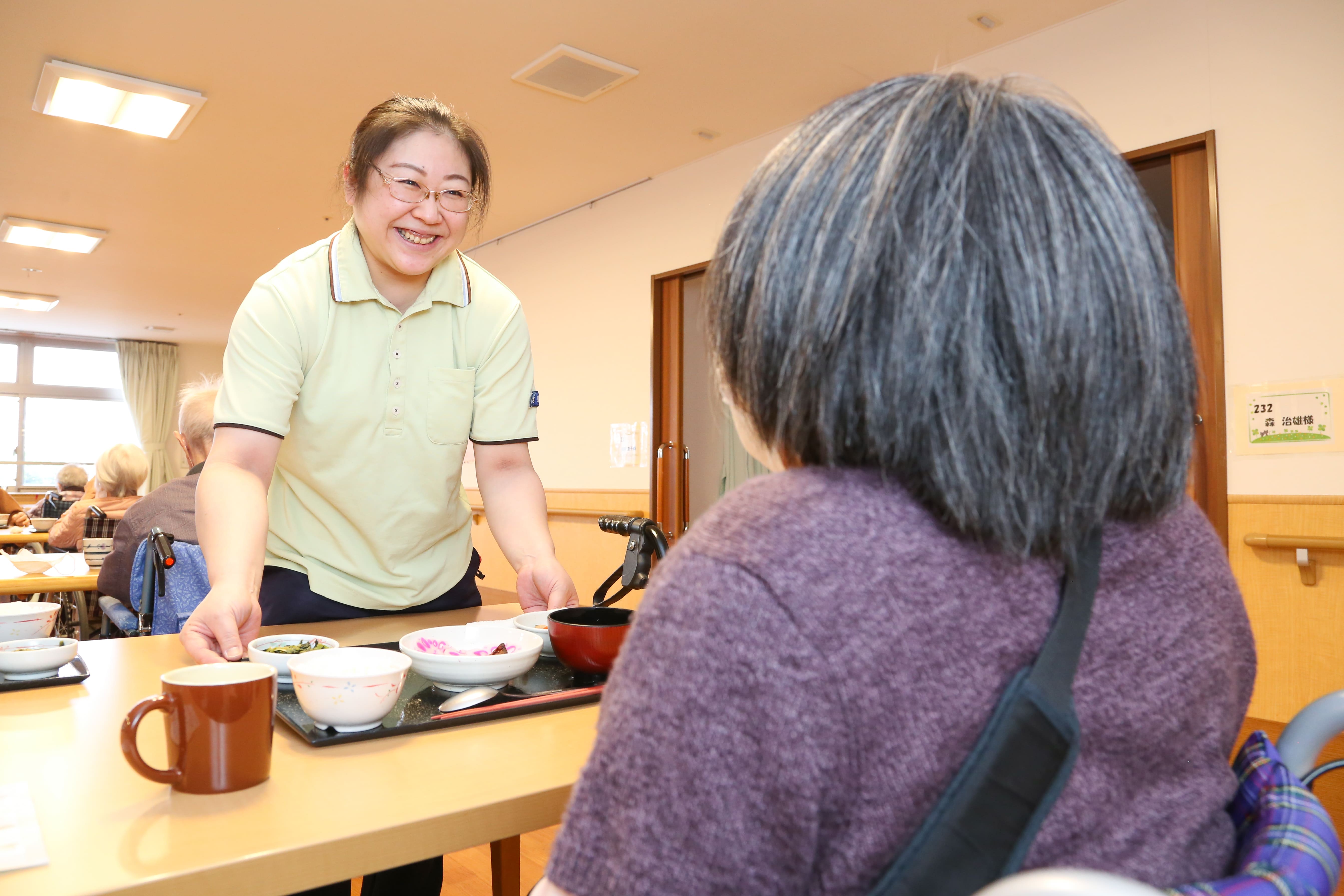 株式会社イズミ|介護付有料老人ホーム八幡の郷