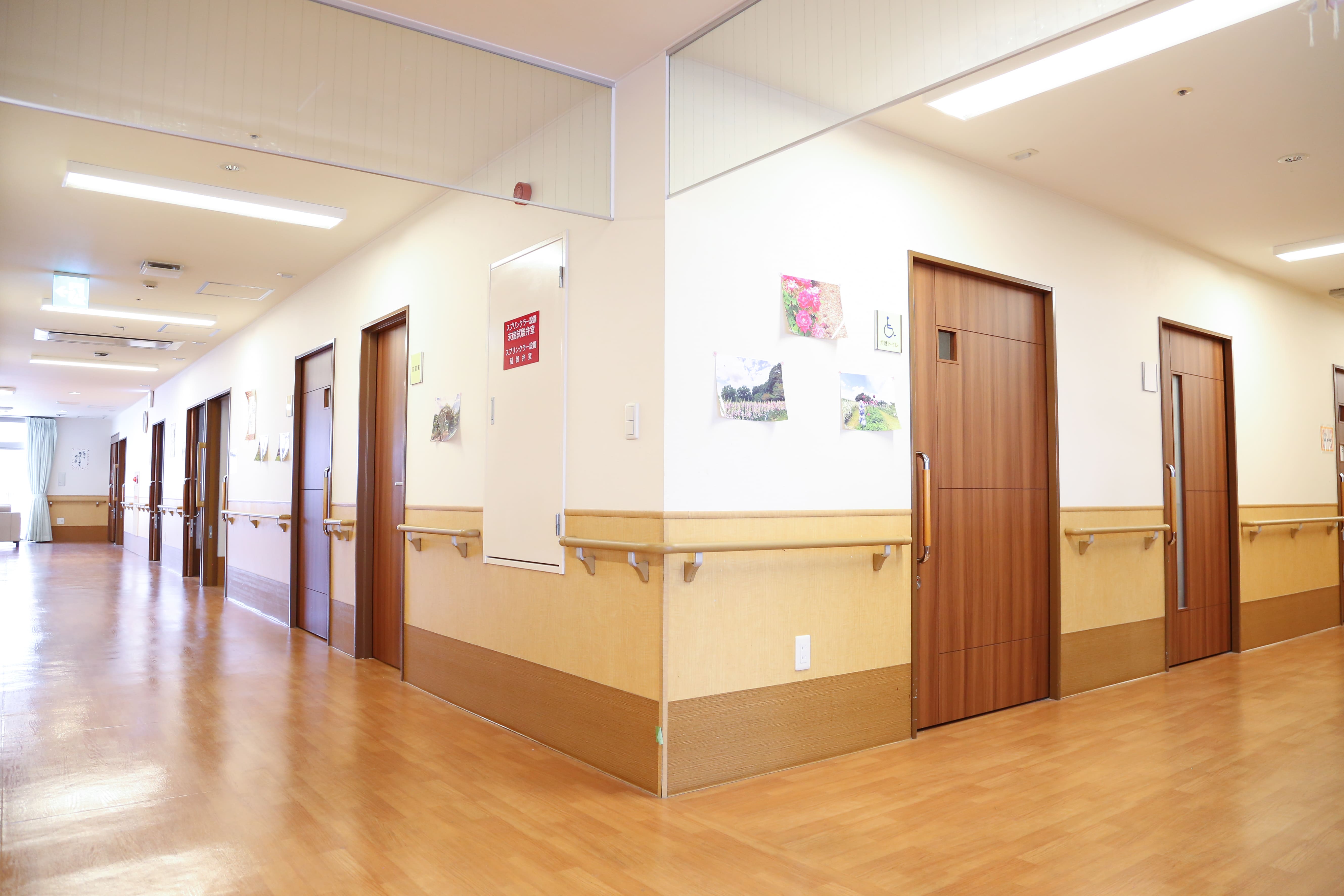 株式会社イズミ|介護付有料老人ホーム八幡の郷