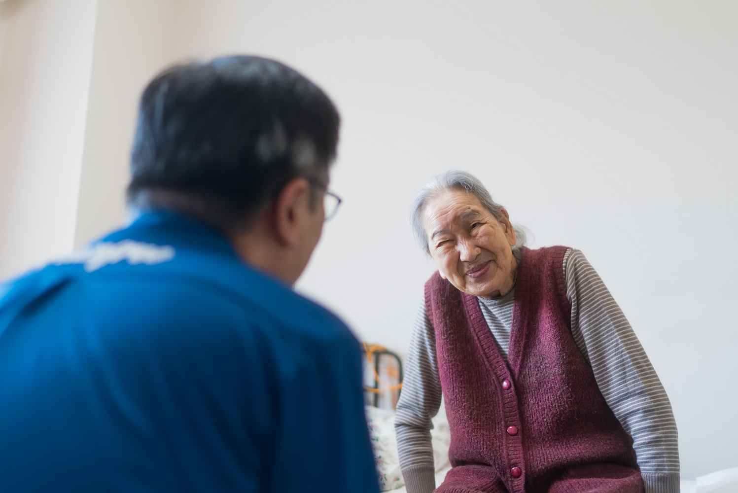 ピースフリーケアグループ|住宅型有料老人ホーム24かんご生江(メディケアポート)