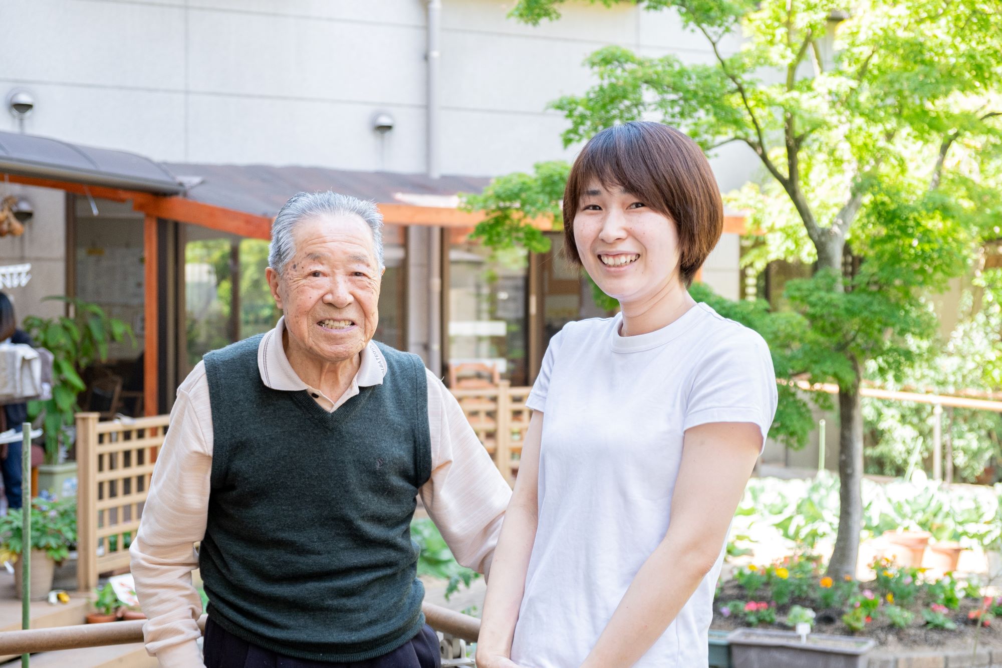 株式会社QOLサービス|看護小規模多機能型居宅介護　ありがとういいね