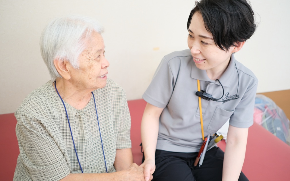 株式会社QOLサービス|看護小規模多機能型居宅介護　ありがとういいね