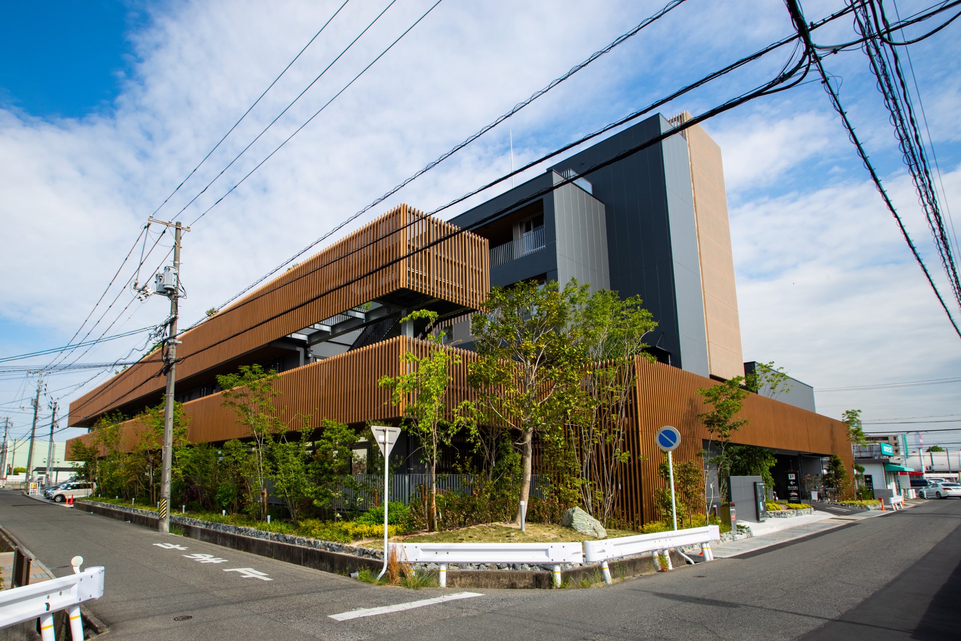 株式会社QOLサービス|総合リハビリケアセンター アクティブワン（デイサービス）