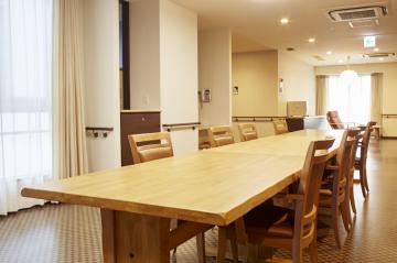 社会福祉法人グローリング|【年間休日121日】ローレル高柳　生活相談員を募集します！