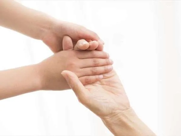 合同会社 せせらぎ|サンフラワー府中