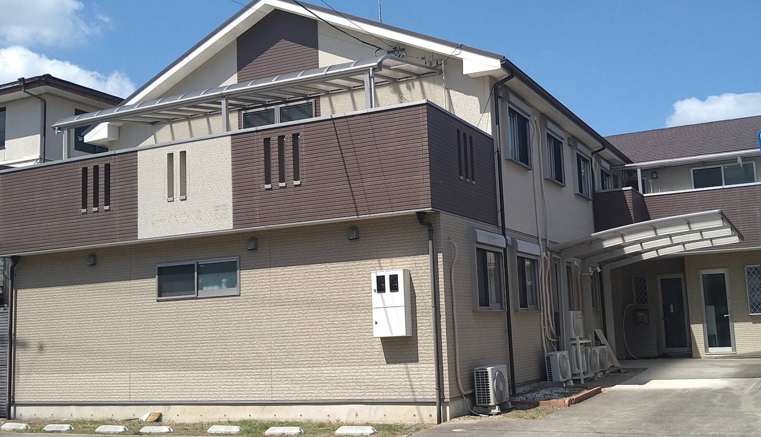 株式会社ラブドワン／いろりのお家