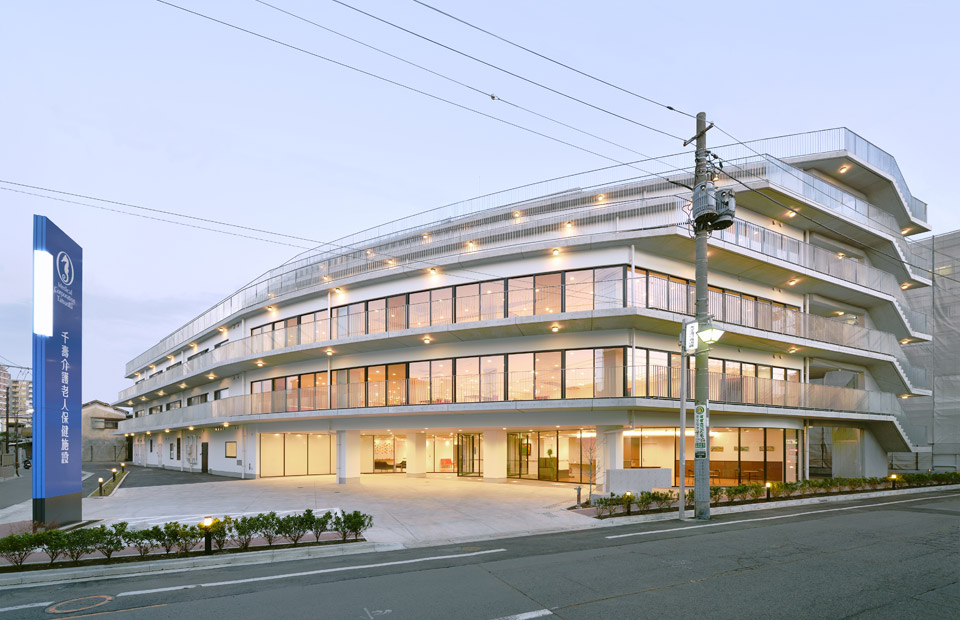 龍岡会グループ／千壽介護老人保健施設