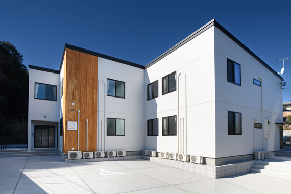 株式会社AMATUHI／AMANEKU川崎麻生A棟（日中型）