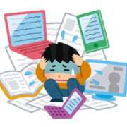 介護施設に転職したら、デスクワークが多くてとまどっています| 介護求人ナビ　お役立ち情報