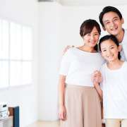「小学校休業等対応助成金」の対象期間が2022年3月まで延長されています！