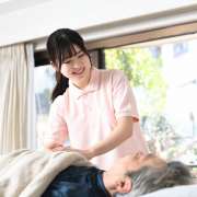 介護職員のワクチン4回目接種が正式に発表 対象施設や職種は？