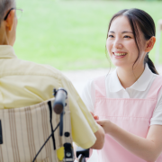 介護福祉士の配置基準化　さらなる報酬評価求める声【これからの介護保険244】