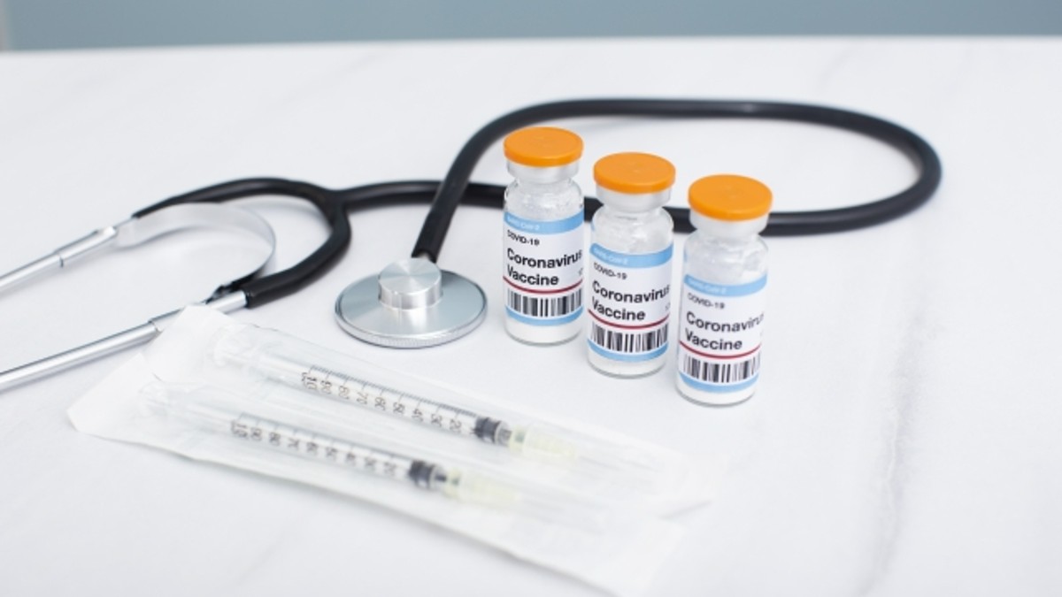 高齢者・介護従事者は年2回　コロナワクチン接種は23年度も継続