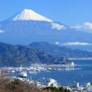 5月11日は何の日？ | 雑学とクイズで脳トレ・高齢者レク