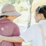 認知症基本法が成立！認知症の人への支援や配慮ある社会へ