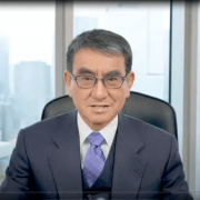 要介護認定にAIを活用　政府検討　河野担当相、認定期間の長期化を「大きな問題」