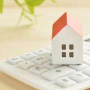 厚労省「サービス継続支援事業」 介護事業者の経費を全額補助　猛暑・雪害対策、防災備蓄、食材料費など